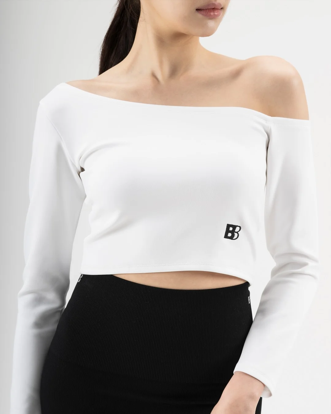 Off shoulder Double B - white - close